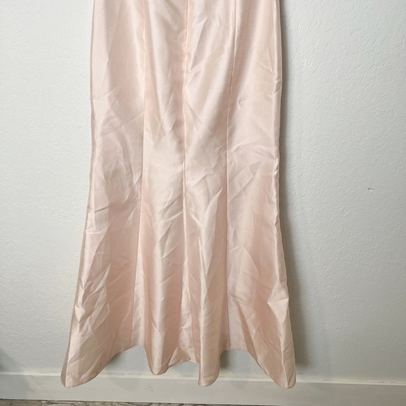 Alfred Sung Satin twill halter neck gown - Picture 6 of 9